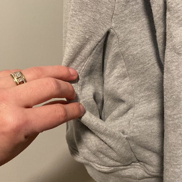 Whitney Simmons Quarter Zip It's A Beautiful Day To Be Alive Pullover Sz Small - Picture 5 of 7